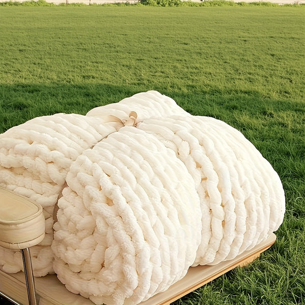Extra Large 50x60 Inches Thick Knitted Blanket - Heavy Duty All-Season Soft Indoor\u002FOutdoor Throw for Camping, Home, Sofa, Bed - Machine Washable Cozy Blanket for Christmas, Mother's Day, Thanksgiving Gifts - Non-Electric Warmth, Camping Warmth, Decor