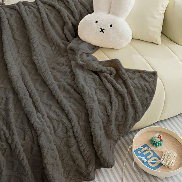 Ultra-Soft Diamond Jacquard Brushed Fleece - Cozy, Thick Plush With 3D Design | Versatile For Bed, Couch, Travel | Machine Washable | All-Season Comfort, Air Conditioning, Flannel, Multifunctional